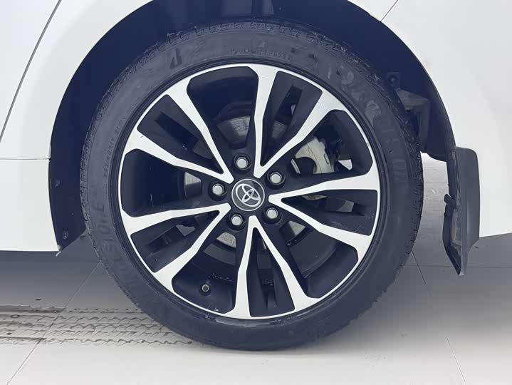 Фото 8 - Toyota Levin