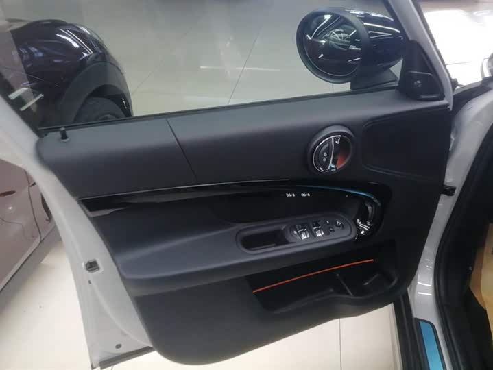 Фото 7 - Mini Countryman