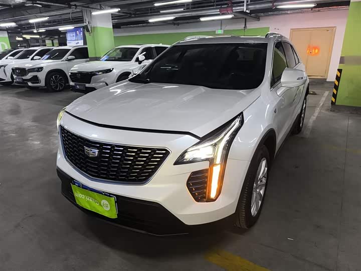 Фото 2 - Cadillac XT4