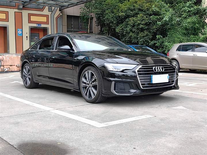 Фото 3 - Audi A6L