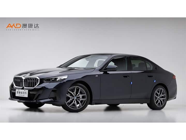 Фото 1 - BMW 5 Series