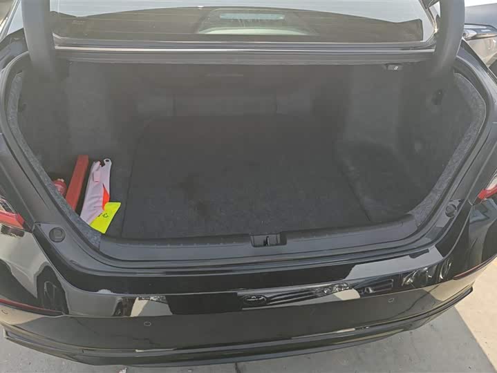 Фото 4 - Honda Accord