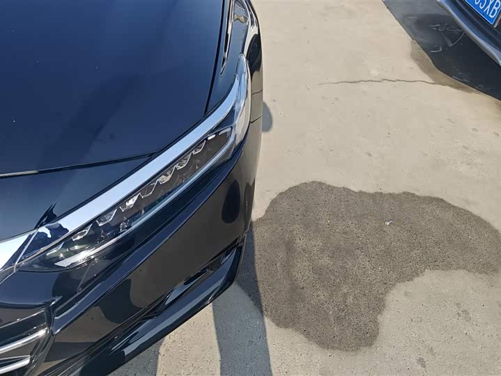 Фото 5 - Honda Accord