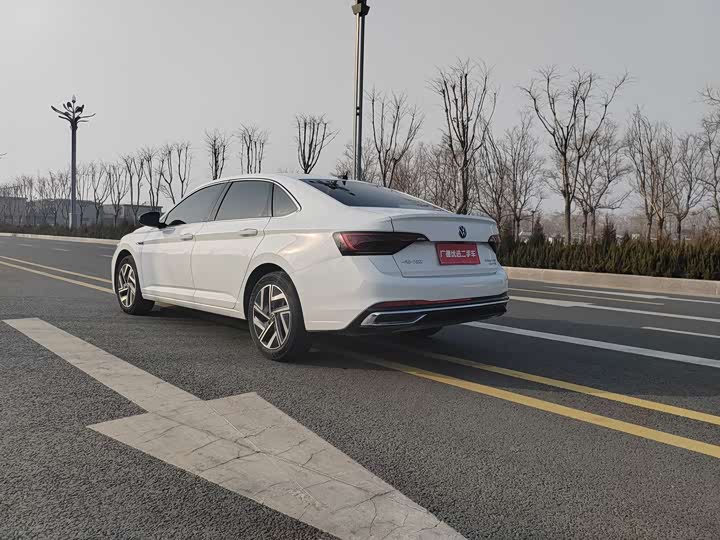 Фото 6 - Volkswagen Sagitar L