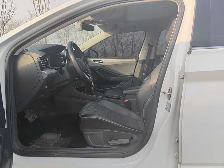 Фото 7 - Volkswagen Sagitar L