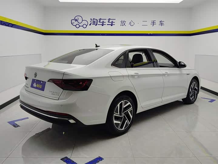 Фото 3 - Volkswagen Sagitar L