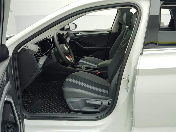 Фото 9 - Volkswagen Sagitar L