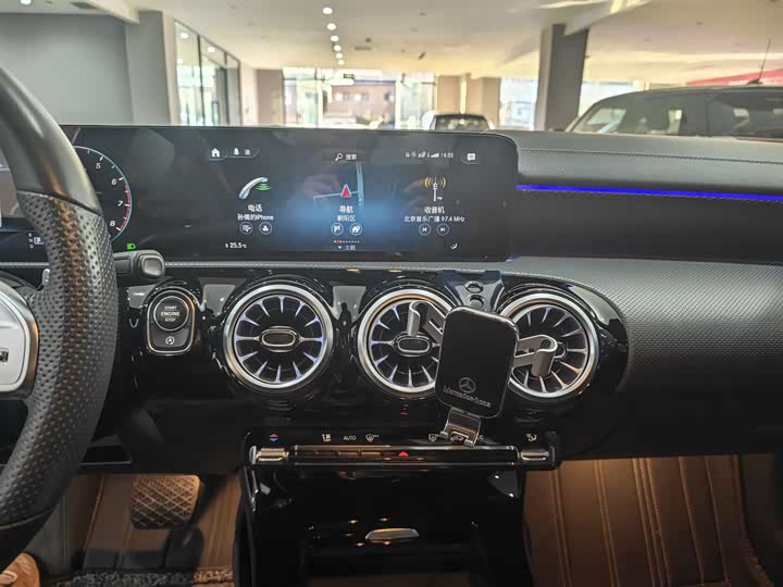 Фото 6 - Mercedes-Benz A-Class