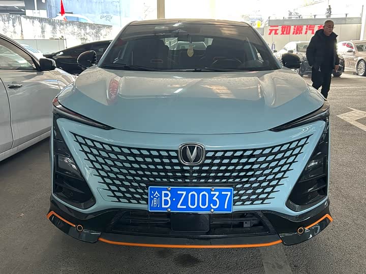 Фото 2 - Changan UNI-T