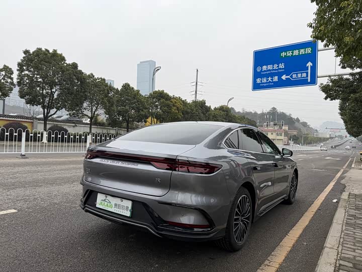 Фото 4 - BYD Han