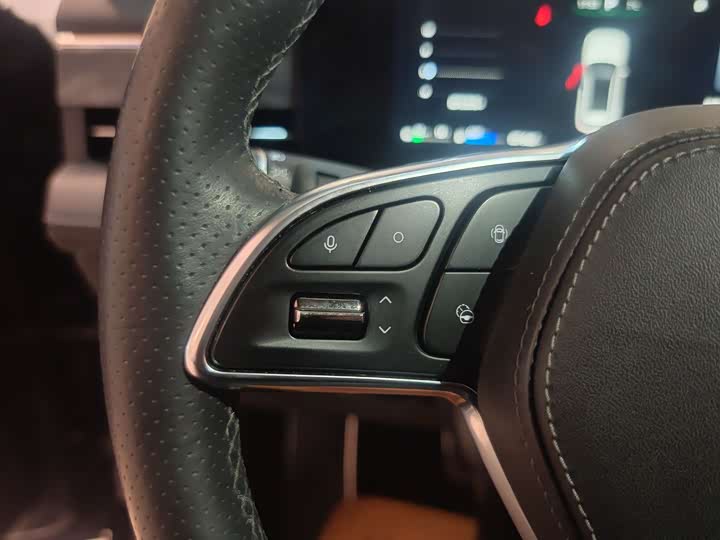 Фото 7 - Aito M5