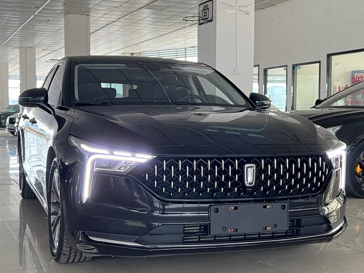 Фото 3 - Bestune B70