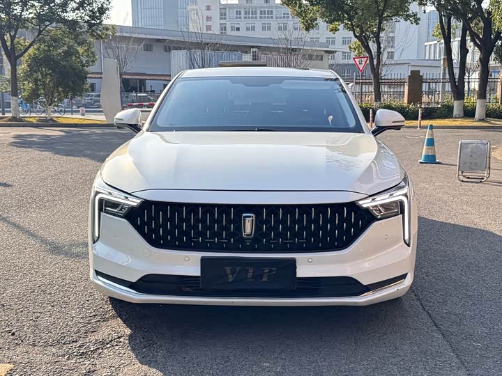 Фото 2 - Bestune B70