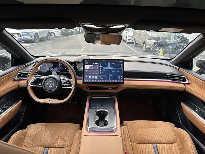 Фото 9 - Mazda EZ-6