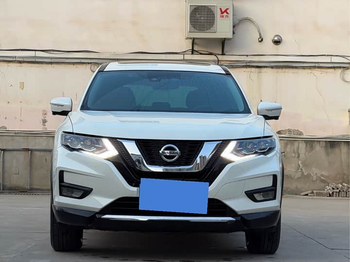 Фото 2 - Nissan X-Trail