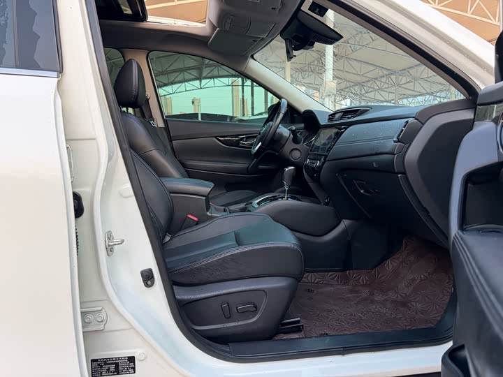 Фото 5 - Nissan X-Trail