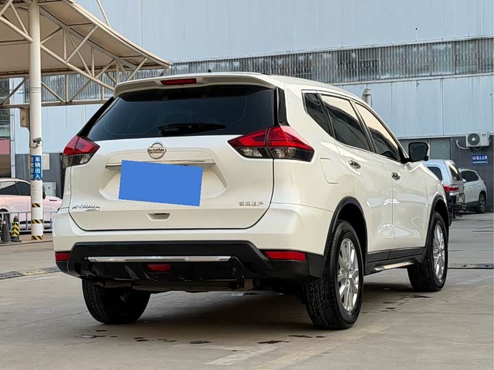 Фото 7 - Nissan X-Trail