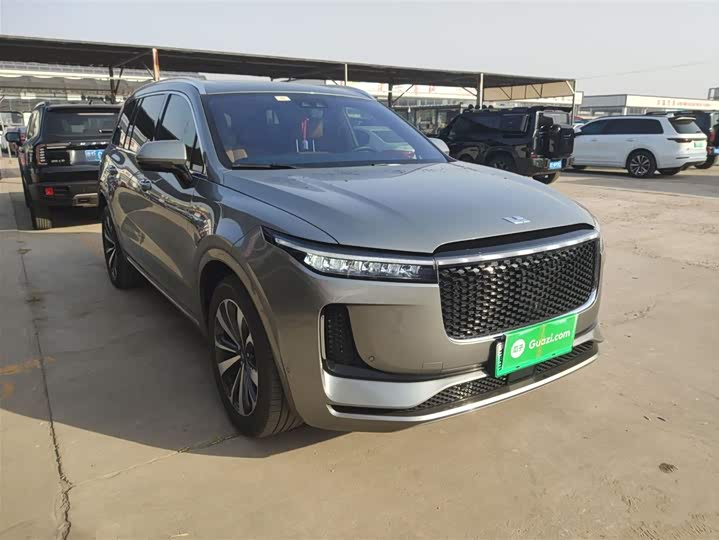 Фото 4 - LiXiang One