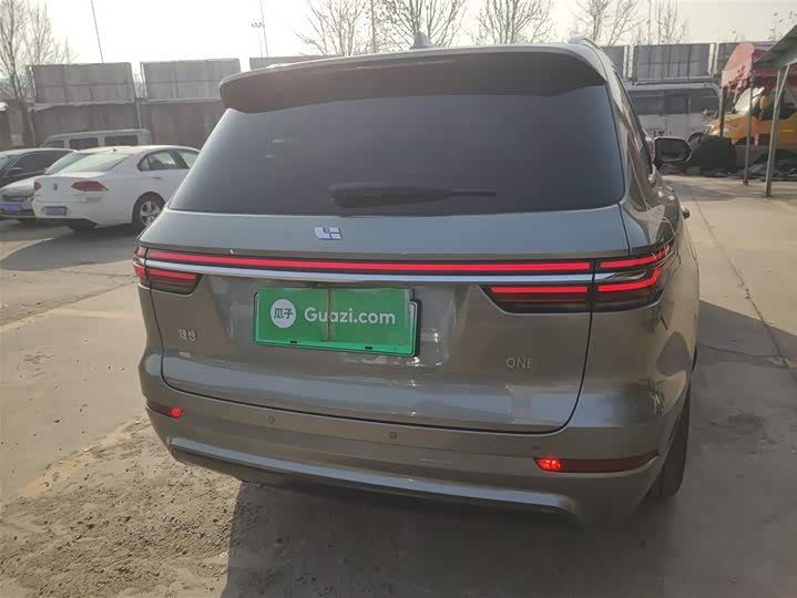 Фото 6 - LiXiang One