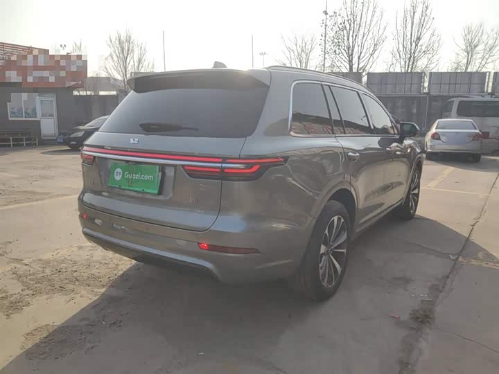 Фото 7 - LiXiang One