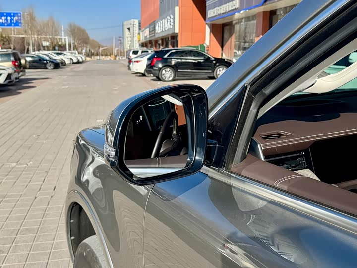 Фото 8 - Tank 500