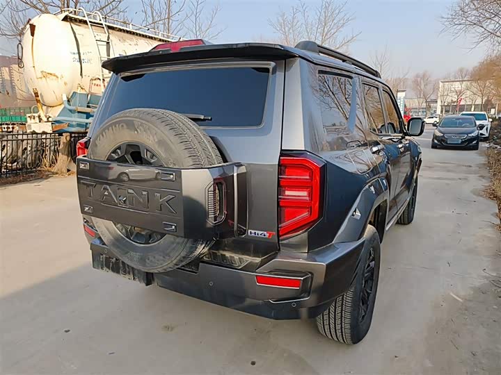 Фото 7 - Tank 400 Hybrid