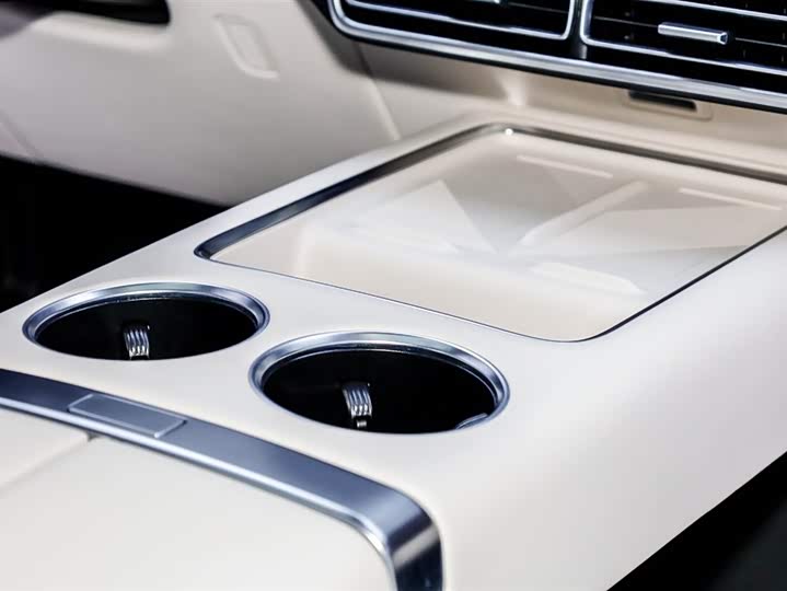 Фото 6 - LiXiang L8