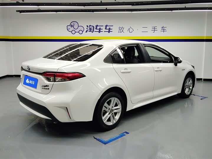 Фото 3 - Toyota Levin