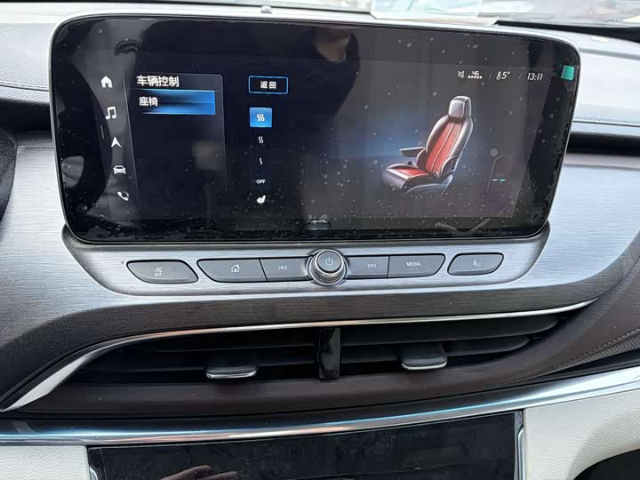 Фото 5 - Buick GL8 ES