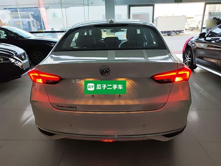 Фото 6 - Buick Verano