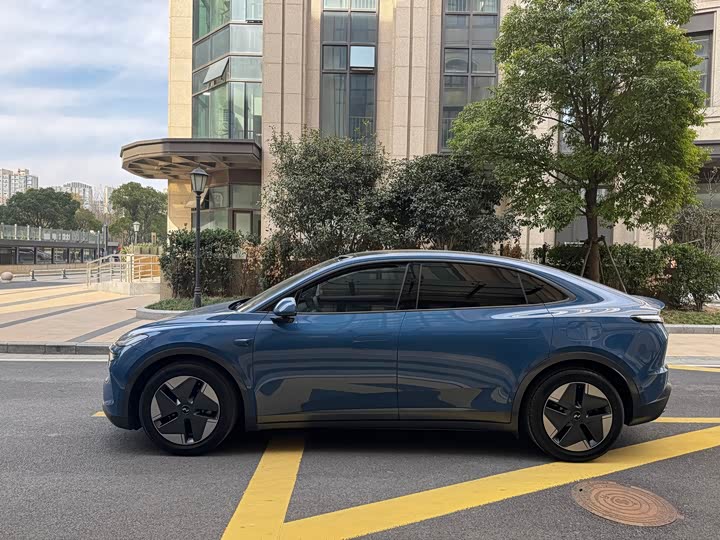 Фото 4 - Nio Onvo L60