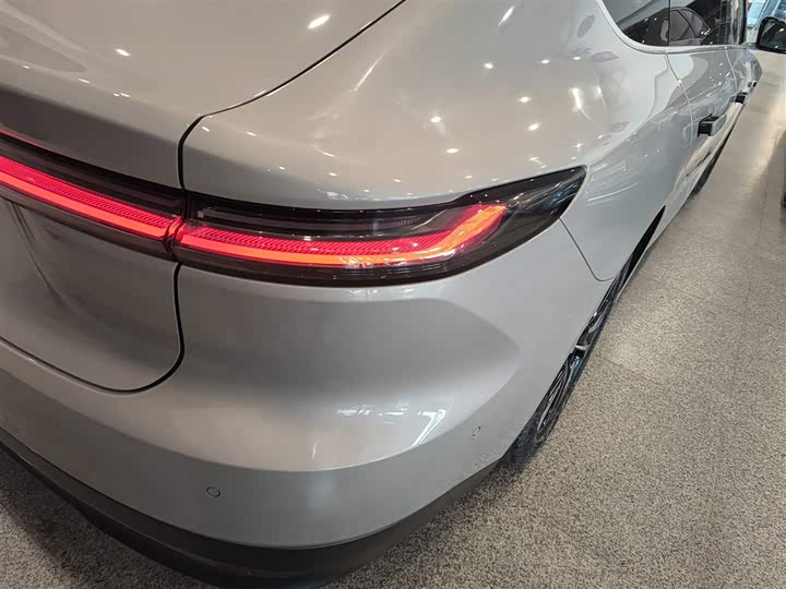 Фото 8 - Nio ET7