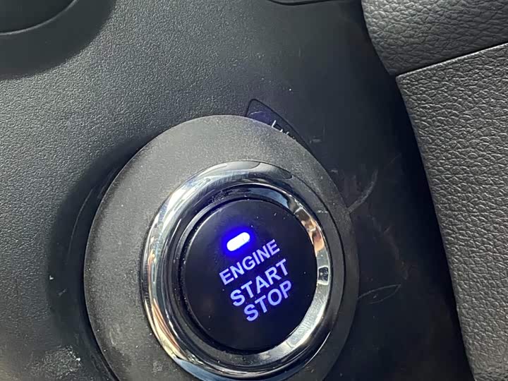 Фото 6 - Honda Vezel