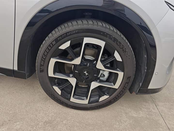 Фото 6 - XPeng G7