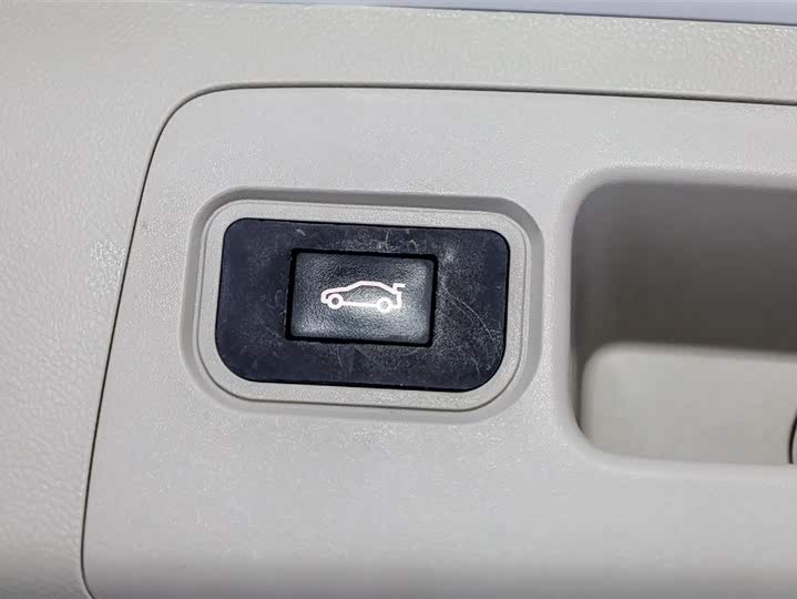 Фото 7 - Buick GL8 ES