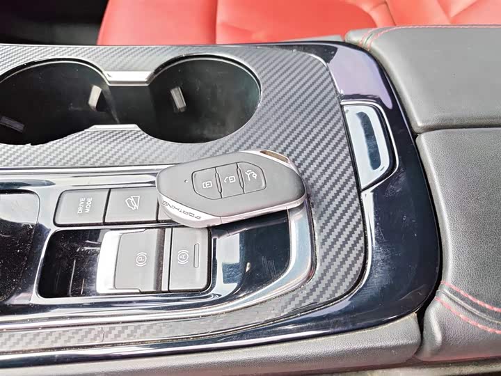 Фото 9 - Dongfeng Forthing T5 EVO