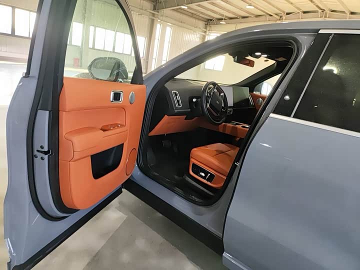 Фото 5 - LiXiang L8