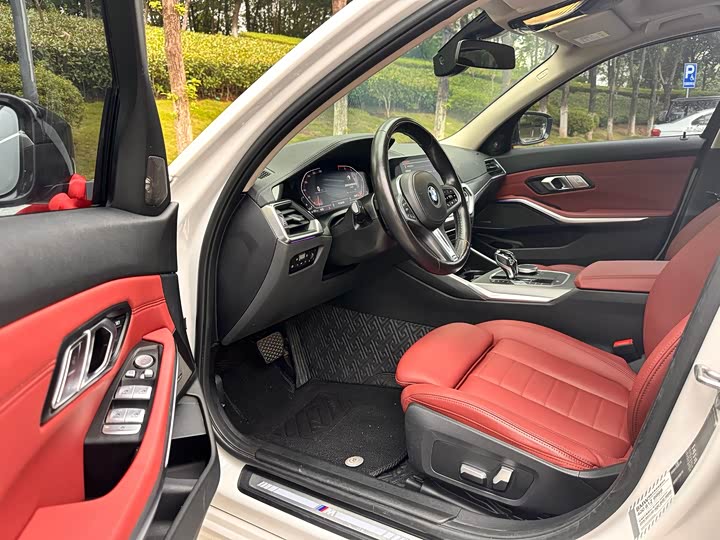 Фото 4 - BMW 3 Series