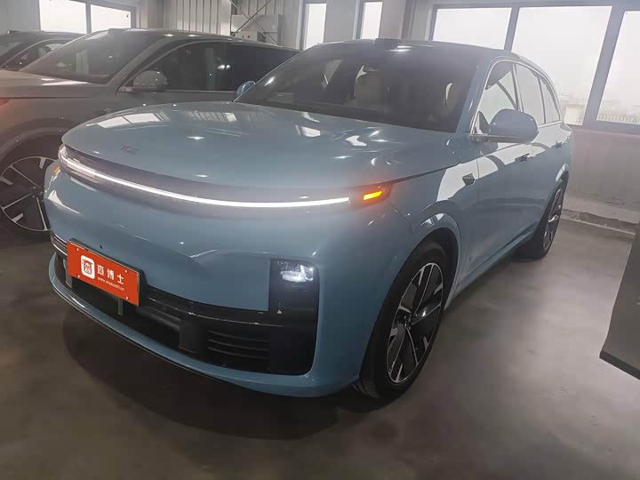 Фото 1 - LiXiang L7