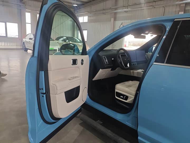 Фото 4 - LiXiang L7