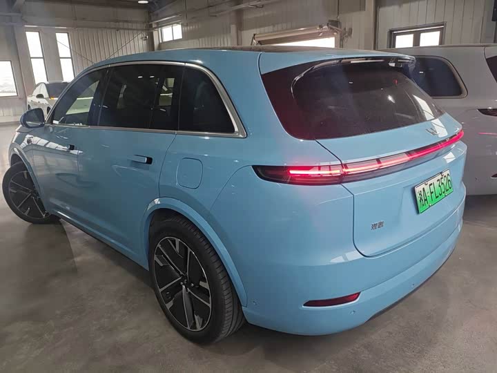 Фото 8 - LiXiang L7