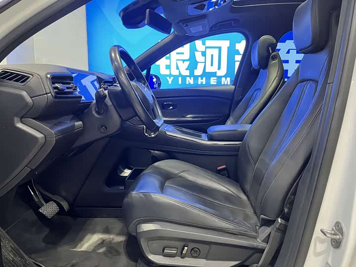 Фото 4 - Nio ES6