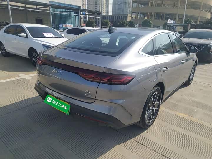 Фото 7 - BYD Qin L