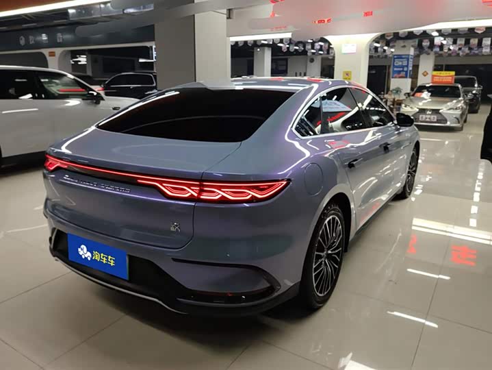 Фото 3 - BYD Han