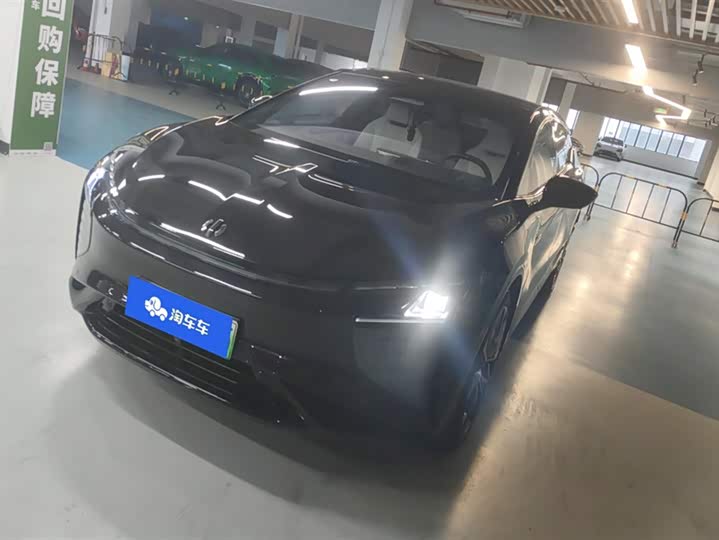 Фото 1 - HiPhi X