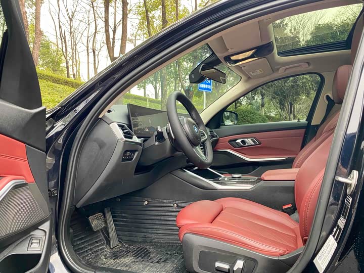 Фото 4 - BMW 3 Series