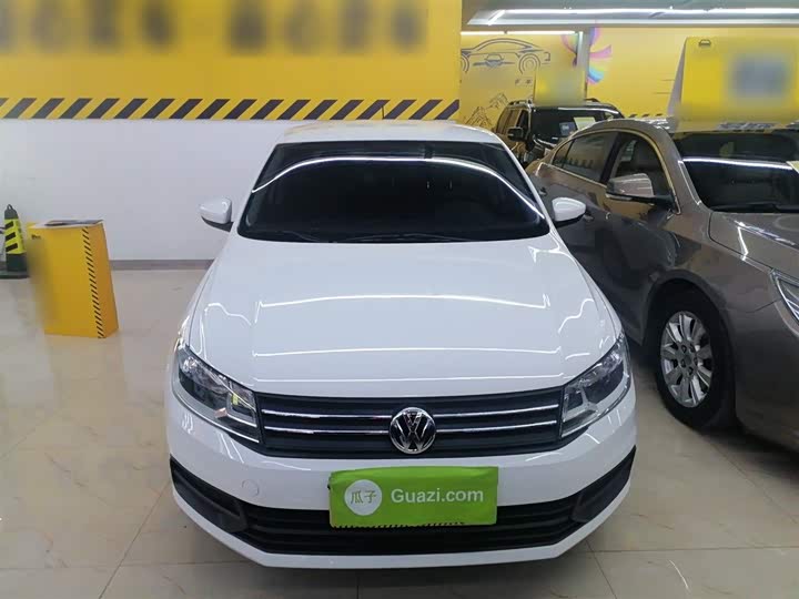 Фото 3 - Volkswagen Santana