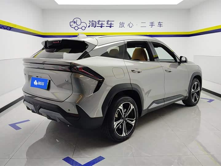 Фото 3 - Geely Galaxy L7