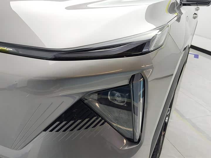 Фото 5 - Geely Galaxy L7