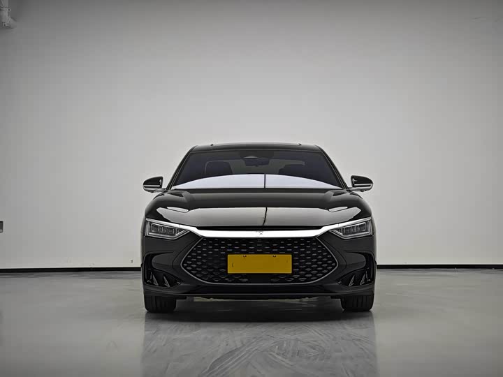 Фото 2 - BYD Han